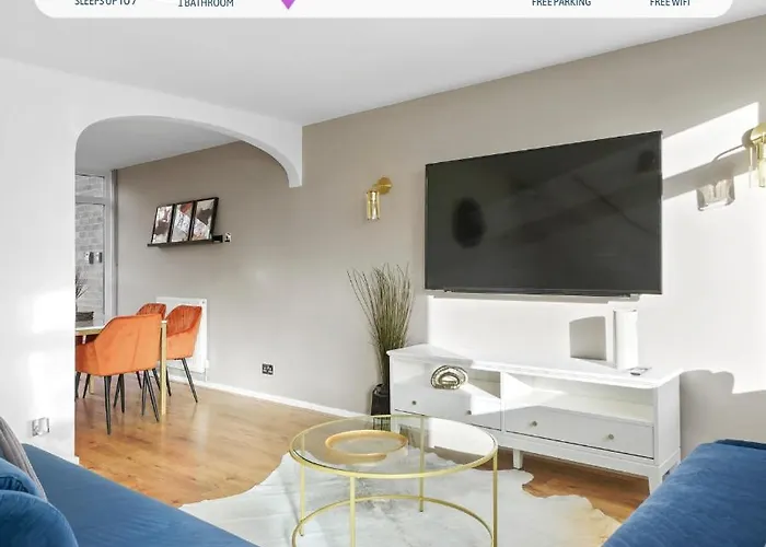 Cosy 3 Bedroom With Free Parking, Garden And Smart Tv With Netflix By Yoko Property